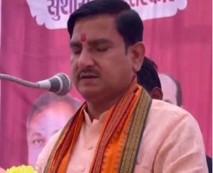  केंद्रीय राज्य मंत्री तोखन साहू  ग्राम विजयपुर, तखतपुर में सुशासन तिहार में हुए शामिल