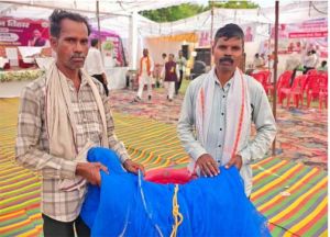 सुशासन तिहार में मछुआ समिति खुर्सीटिकुर को मिला मछली जाल, वनांचल के मत्स्य पालकों के चेहरे खिले
