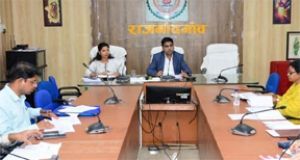  कलेक्टर ने निर्माण कार्यों की गहन समीक्षा की