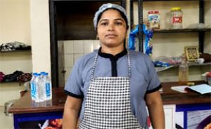  बिहान योजना बना सहारा- गृहिणी से उद्यमी बनीं कांति ओगरे, सालाना ₹1.44 लाख की आय अर्जित