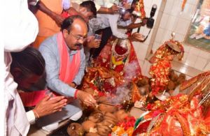  उप मुख्यमंत्री अरुण साव ने तेलीन सत्ती माता मंदिर में की पूजा-अर्चना