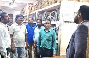 कलेक्टर श्री लंगेह ने किया कलेक्ट्रेट परिसर का औचक निरीक्षण कलेक्टर श्री लंगेह ने किया कलेक्ट्रेट परिसर का औचक निरीक्षण