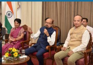 जलवायु परिवर्तन और माइक्रो प्लास्टिक की चुनौती से निपटने के लिए युवाओं को सहयोग करना होगा - राज्यपाल जलवायु परिवर्तन और माइक्रो प्लास्टिक की चुनौती से निपटने के लिए युवाओं को सहयोग करना होगा - राज्यपाल