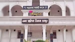 भनपुरी पुरानी टंकी क्षमता 2000 किलोलीटर में पूर्ण रूप से जलभराव किया जा रहा