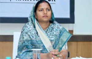  &rsquo;कुपोषण मुक्त छत्तीसगढ़ अभियान को गति देने मंत्री श्रीमती लक्ष्मी राजवाड़े ने की समीक्षा बैठक&rsquo;