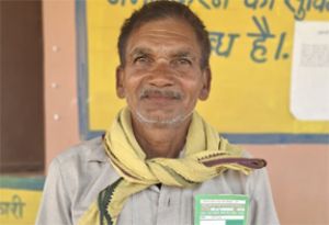  खरीफ सीजन में किसानों को समय पर मिल रही खाद, उपरवारा के किसान लीलाराम ने जताया संतोष