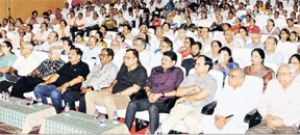  'मैं अनिकेत हूं&rsquo; के क्लाइमेक्स ने बिलासपुर को चौंकाया