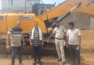  रेत माफियाओं पर प्रशासन का सख्त प्रहार