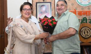  सिंधी अकादमी की अध्यक्ष सुषमा जेठानी ने मंत्री राजेश अग्रवाल से की सौजन्य मुलाकात