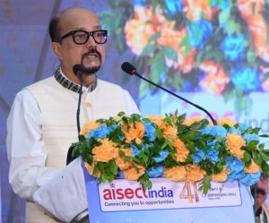 आर्टिफिशियल इंटेलिजेंस सहायक है, मानव बुद्धि का विकल्प नहीं-श्री डेका
