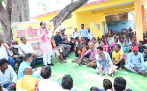   उप मुख्यमंत्री  अरुण साव ने एटीआर क्षेत्र के गांवों में लगाई जनचौपाल