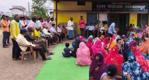  ग्राम सभाओं एवं कृषक चौपाल के माध्यम से किसानों को दी जा रही योजनाओं की जानकारी