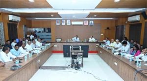  लोक निर्माण विभाग के सचिव ने पुल निर्माण कार्यों की प्रगति की समीक्षा की