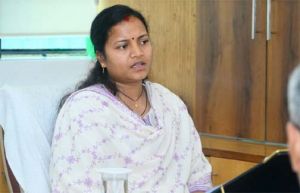  महिला एवं बाल विकास विभाग की योजनाओं का गोंडी एवं हल्बी भाषा में होगा व्यापक प्रचार-प्रसार