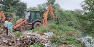 निगम  ने आनंद नगर में  कच्चे नाले की सफाई करवाकर जलभराव की समस्या से  दिलाई राहत