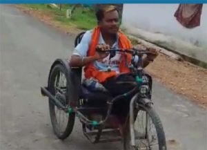 सीएम हेल्पलाइन बनी दिव्यांग प्रफुल्ल बेक के लिए उम्मीद की नई राह
