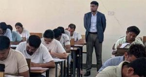  राजनांदगांव  जिले के 7  केन्द्रों में सूबेदार, उप निरीक्षक संवर्ग एवं प्लाटून कमांडर परीक्षा का हुआ आयोजन