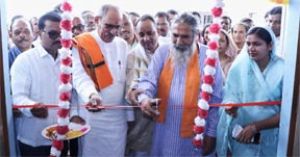  सांसद भोजराज नाग ने किया ग्राम गुजरा में किसान कुटीर का लोकार्पण