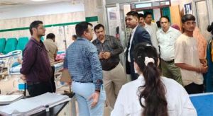  कलेक्टर ने शासकीय चिकित्सा महाविद्यालय का किया आकस्मिक निरीक्षण