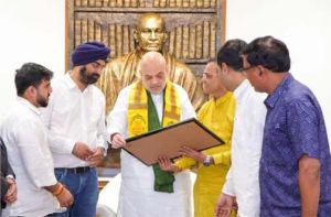 केंद्रीय गृहमंत्री अमित शाह से भाजपा सोशल मीडिया छत्तीसगढ़ की टीम ने शिष्टाचार भेंट की 