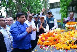 शहीद कौशल यादव के बलिदान को शिक्षा मंत्री गजेन्द्र यादव ने किया नमन
