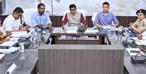  राजस्व मामलों में देरी बर्दाश्त नहीं, समय पर निपटाएं नामांतरण और बंटवारा&rsquo;-मंत्री टंक राम वर्मा