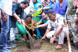 पर्यावरण के संरक्षण एवं संवर्धन की दिशा में बालोद जिले वासियों का कार्य अतुलनीय: कलेक्टर 