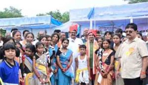  रिमझिम फुहारों के बीच खेल प्रतिभाओं ने भरी उड़ान, 26वीं राज्य स्तरीय शालेय क्रीड़ा प्रतियोगिता का भव्य शुभारंभ