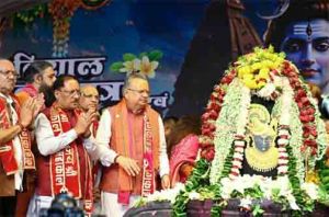  मुख्यमंत्री ने भगवान शिव का रुद्राभिषेक कर प्रदेशवासियों के सुख-समृद्धि और खुशहाली की कामना की
