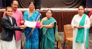  &lsquo;सूचना तो जल्दी मिल रही लेकिन आत्मीयता हो रही दूर&rsquo;