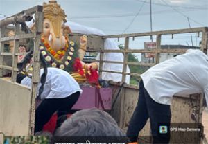 महादेवघाट के पास विसर्जन कुण्ड में 150 से अधिक गणपति मूर्तियों का विसर्जन महादेवघाट के पास विसर्जन कुण्ड में 150 से अधिक गणपति मूर्तियों का विसर्जन