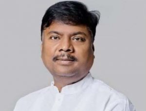  भारी बारिश को लेकर मंत्री  केदार कश्यप ने बस्तर संभाग के सभी कलेक्टरों से ली स्थिति की जानकारी
