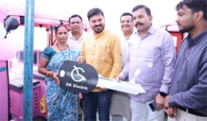  सेवा संकल्प अभियान: धरसीवां सेवा सदन में उमड़ा जनसैलाब