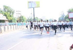  नशा मुक्त भारत अभियानः दुर्ग साइंस कॉलेज के 400 छात्रों ने मैराथन दौड़ में लगाई दौड़ 