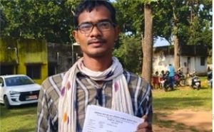  सेवा की कहानी : सेवा सेतु अभियान: दीपक कुमार के लिए &lsquo;सरकार आपके द्वार&rsquo; बनी सुविधा का सेतु