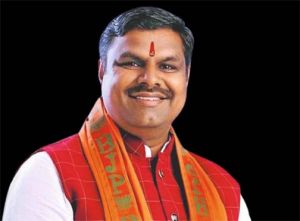  शिक्षा मंत्री की पहल पर विद्यार्थियों को बड़ी राहत, अब शैक्षणिक दस्तावेजों के लिए नहीं लगाने पड़ेंगे चक्कर