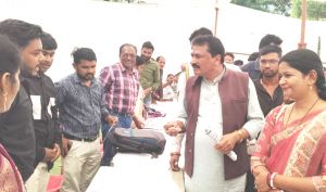 मुख्यमंत्री साय के मार्गदर्शन में अभनपुर में आयोजित हुआ विधानसभा स्तरीय सेवा सेतु शिविर मुख्यमंत्री साय के मार्गदर्शन में अभनपुर में आयोजित हुआ विधानसभा स्तरीय सेवा सेतु शिविर