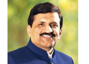 डॉ. दिनेश  मिश्र यूरोप प्रवास पर