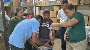 नवरात्रि में खाद्य प्रतिष्ठानों की सघन जांच, खराब एवं कालातीत सामग्री कराई गई नष्ट