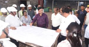  प्रभारी सचिव ने किया एसटीपी प्लांट और पीएमई-बस डिपो का अवलोकन