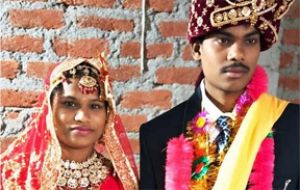  सेवा सेतु से आसान हुआ विवाह पंजीयन, आवेदन करने के चार दिन में ही नवविवाहित दम्पति को मिला प्रमाण-पत्र