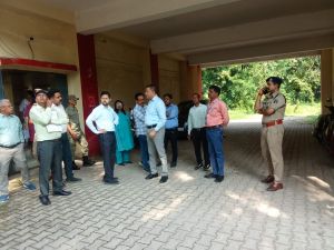 नगर निगम निर्वाचन 2026 की तैयारियों का जायजा, कल्याण कॉलेज में सामग्री वितरण-वापसी एवं स्ट्रांग रूम व्यवस्था का निरीक्षण