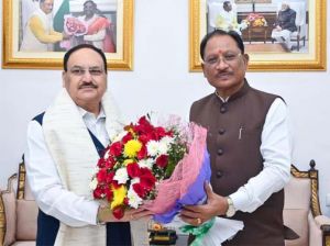  मुख्यमंत्री विष्णु देव साय ने केंद्रीय मंत्री जगत प्रकाश नड्डा का  किया आत्मीय स्वागत
