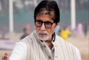  अमिताभ बच्चन ने अपनी फैन से क्यों मांगी माफी?