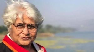  जानी-मानी फिल्मकार सुमित्रा भावे का निधन