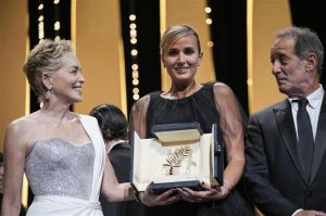  जूलिया डुकोरनू की ‘टाइटन' को मिला कान में ‘पाम डी'ओर' पुरस्कार