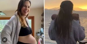  एक्ट्रेस हिलेरी स्वैंक 48 की उम्र में बनी  जुड़वां बच्चों की मां