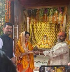 कंगना रनौत ने तेजस रिलीज होने से पहले अयोध्या स्थित राम मंदिर के दर्शन किए