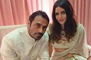 अर्जुन रामपाल ने गैब्रिएला डेमेट्रिएड्स से सगाई की पुष्टि की