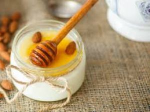  चेहरे पर ये खास चीज लगाने से चमकने लगेगा चेहरा, इस्तेमाल करना भी आसान